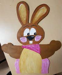 Dieser hubsche oster hase aus massiv holz ist ein echter. Osterhase Aus Holz Basteln Und Mit Acrylfarben Bemalen Kreative Auszeit Leichtgemacht