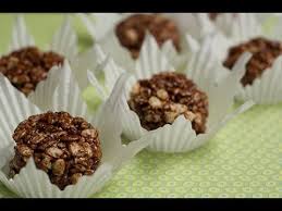 Dolci facili e veloci fatti in casa e resi buoni e bellissima con un tocco di fantasia. Dolcetti Sfiziosi Al Riso Soffiato Youtube