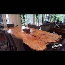 Another Beautiful Dining Table Full Of Warm Grain Deep Tones And A Timeless Rustic Feel Liveedge Dinning Table Rustic Rustic Dining Room Furniture