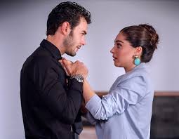 Baht oyunu, arc film imzalı, ilk bölümü 15 haziran 2021 tarihinde yayımlanan türk yapımı drama türündeki televizyon dizisi. Baht Oyunu Bolum 3 Vizon Nasil Avlanir Bilir Misin I Asli Nin Sureti