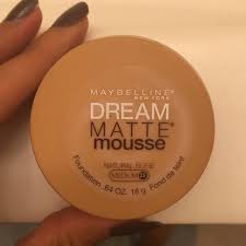 Maybelline Dream Matte Mousse Foundation