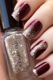 Unzählige motive können hier auf den nails umgesetzt werden. Nagel Rot Gold Nageldesign Nagellack Design Nagellack