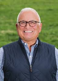 Jerry Freeland's Instagram, Twitter & Facebook