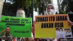 Bagi para orang tua calon peserta didik baru (cpdb) wilayah provinsi daerah khusus ibukota jakarta, mungkin sudah tahu kalau per hari senin 15/6/2020 ini. Orang Tua Korban Ppdb Dki Tak Henti Mencari Keadilan