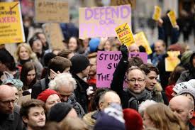 Jun 10, 2021 · more than 150 lecturers are refusing to teach students at an oxford university college over its decision to keep a statue of cecil rhodes, it has been reported. Inside The University Lecturers Strike Heraldscotland