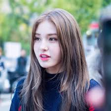 They also shared that jeon somi looked really pretty in the profile picture. Ioi Somi K Pop Amino
