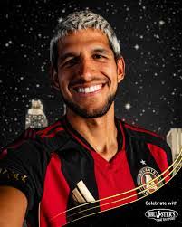 Aj Stark's Instagram, Twitter & Facebook