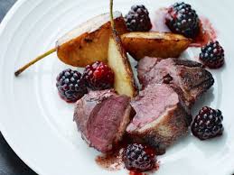 Gebratene Wildentenbrust Mit Herbstfruchten Rezept Lebensmittel Essen Essen Und Wein Rezepte