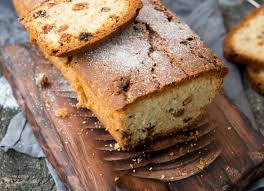 Cake Rhum Raisins Secs Un Bon Petit Gateau Parfume Et Simple A Faire Recette Raisins Secs Dessert Rhum Raisin