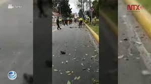 La forma como fue perpetrado el atentado es similar al cometido el 17 de enero de 2019 por el eln, que hizo explotar un carro bomba en la escuela de cadetes de policía general santander de bogotá, en el que murieron 22 cadetes, entre ellos una ecuatoriana, y otras 67 personas resultaron heridas. Coche Bomba Explota En Escuela General Santander De Bogota Youtube