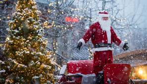 دعونا نأخذ له شجرة كريسماس صغيرة لحجرته في المستشفى. 7 Ù†ØµØ§Ø¦Ø­ Ù„Ù‚Ø¶Ø§Ø¡ Ø¹Ø·Ù„Ø© ÙƒØ±ÙŠØ³Ù…Ø§Ø³ Ù…Ù…ØªØ¹Ø© ØªØ¹Ø±Ù Ø¹Ù„ÙŠÙ‡Ø§