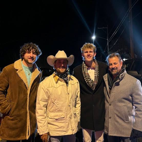 🎤HAROLD REID'S LAST SONG — HIS GRANDSON SANG IT BACK 6 YEARS LATER Harold  Reid, the legendary bass voice of The Statler Brothers, passed away in 2020  after a long battle with