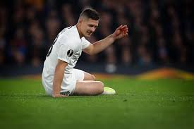 Benzema hat eine muskelverletzung erlitten. Nur Noch Benzema Fit Real Madrid Luka Jovic Fallt Verletzt Aus
