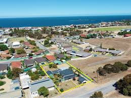 Sunset seagulls by rourkeor 24 7 21 Main Coast Road Ardrossan Sa 5571 Property Details