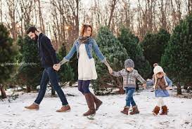 15 Winter Family Photos Ideas Winter Family Photos Family Photos Winter Family Lifestyle blogger carly from lipgloss and crayons shares her winter family photo shoot;
