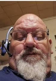 Dora Mast's Instagram, Twitter & Facebook