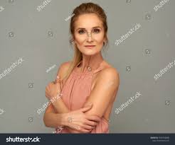 20,700 Mature Model Dress Images, Stock Photos, and Vectors | Shutterstock