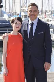 Lara and david were thought to have one of the strongest showbiz relationships. Newly Single David Walliams Teams Up With Onscreen Wife Jessica Raine Agatha Christie Comedy Actors Call The Midwife