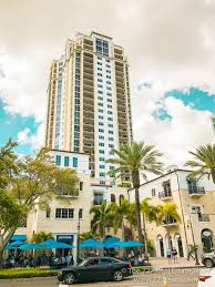 Beautiful private apartment within historic community with easy walk to downtown st pete restaurants, brewpubs, museums and performance venues. The 727 Team Top 8 Luxury Condos In Downtown St Pete Florida