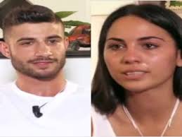 La coppia sta facendo discutere e lui sembra ormai aver assunto il ruolo di protagonista di questa edizione. Raffaela E Andrea 3 Cose Da Sapere Sulla Coppia Di Temptation Island
