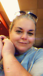 Hi all! I just want to say this is my sister I lost miss her just 54