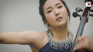 CellIst Hee-Young Lim 임희영 첼로 plays Massenet's 'Meditation' from Thais with  Scott Yoo/London SO