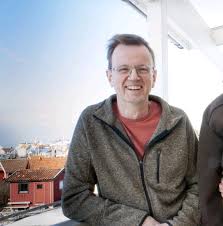 Among other things, known from tv productions such as go'morron sweden, where he started in the 80's, and lotta på liseberg. Laddar For Krogshow Pressreader