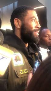 @APOOCH's video Tweet