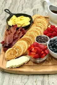 Pancake Board A Creative Way To Serve Breakfast Brunch Or Brinner Breakfast Platter Food Recipes