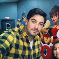 80+ perfiles de «Antonio Rosales»