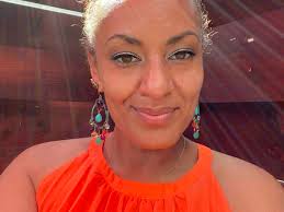 Fundraiser by Nafis White : Help Nafis Replace Her Computer