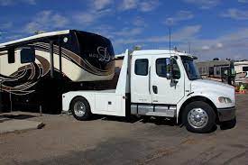 06 short bed crew cab, anderson 16k hitch, 31' denali 5th wheel. When Semi Trucks Towing Fifth Wheels Makes Sense Camper Report