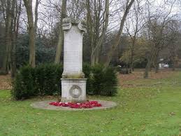 The parish of chesham bois comprises an area of 910 acres, of which 4 are covered by water. War Memorial Chesham Bois Chesham Bois Tracesofwar Com