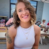 Stacy Lenox's Instagram, Twitter & Facebook