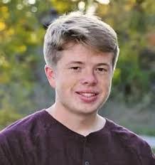 Robert Mcquillin's Instagram, Twitter & Facebook