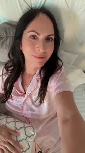 Hola vi tu perfil y me pareció muy interesante. Te vuelvo a escribir porque  no viste mi mensaje🥰