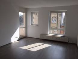 Wohnungen duisburg ist eine rubrik auf immobilienfrontal, in der einige objekte der makler und privatleute gespeichert wurden. 2 Zimmer Wohnung Zu Vermieten 47198 Duisburg Alt Homberg Moerser Strasse 12 Mapio Net