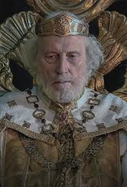 Kann mir jemand erklären, warum Jace und seine Brüder offensichtlich als  Bastarde angesehen wurden, während der letzte Targaryen mit Velaryon- und  Targaryen-Eltern so aussah? : r/HouseOfTheDragon