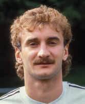 WIR WOLLEN ZURÜCK IN DIE WELTSPITZE“