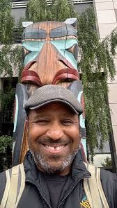 Lindsay Archibald's Instagram, Twitter & Facebook