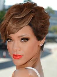 Shorter styles are widely favored among celebrities, influencers and busy ladies alike. Glamorous Wavy Look Rihanna S Short Hairstyles Askhairstyles