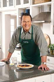 David Venable Of Qvc S In The Kitchen With David David Venable Celebrity Chefs Celebrity Recipes