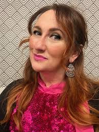 Amber Ware's Instagram, Twitter & Facebook