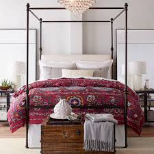 Build your own farmhouse bed frame with canopy with off the shelf building lumber! 5 Canopy Bed Frames We Love Hgtv