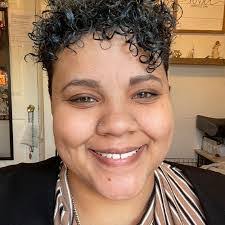 Gina Anderson's Instagram, Twitter & Facebook