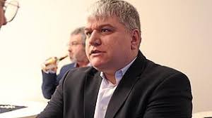 Regensburger Podiumsgespräch über die Fallstricke eines AfD-Verbots