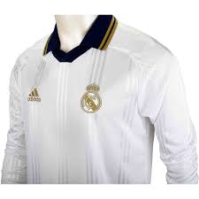 The new away kit is pink, and the new third kit is black. Adidas Real Madrid L S Retro Jersey White Black Soccerpro