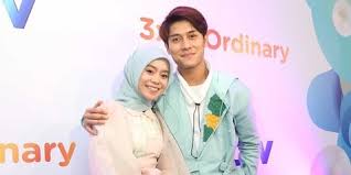 Lesti kejora & rizky billar. Lesti Dirawat Di Rumah Sakit Rizky Billar Datang Menjenguk Dan Bawakan Buah Kapanlagi Com