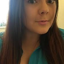 Caryl Jones (@carylpop)