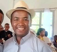 🎂🎂🎂10 Décembre 2024 🎂🎂🎂 Faly miarahaba an'i Père RANDRIANANTENAINA Eric  Stephan, Curé eto amin'ny EKAR MEDAY MAHAGAGA, Amboasary-Atsimo, amin'izao  fitsingerenan'ny taona nahaterahany izao, ho ambin'Andriamanitra amin'izay  atao anie ianao, ka ho ...
